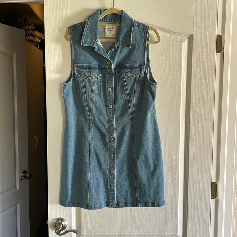 NWOT denim dress
